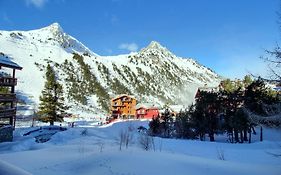 Arc 1950 - Appartement 5 Personnes - Ski Aux Pieds - Sauna, Hammam, Jacuzzi